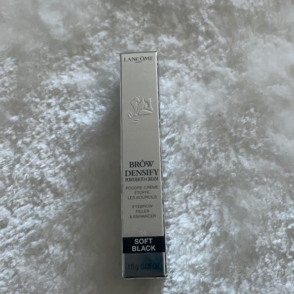 Brand new💕💕 soft black eyebrow filler - Picture 1 of 3